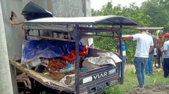 Pedagang Buah Asal Jombang Tewas Setelah Tabrak Musala di Kediri