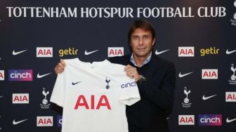 Resmi Jadi Pelatih Baru Tottenham, Antonio Conte Langsung 'Perang' Sesumbar