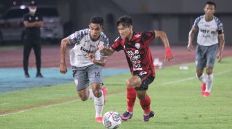 Liga 2: Penalti Gagal, Persis Solo Harus Puas Berbagi Satu Poin dengan AHHA PS Pati