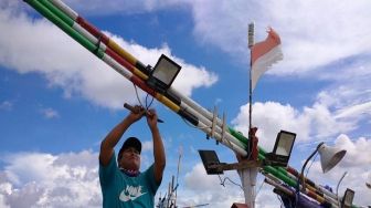 Tak Pantang Menyerah, Nelayan di Pantai Kelan Bali Tetap Melaut Meski Hujan