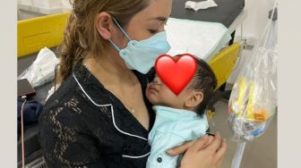 Update Kondisi Anak Vanessa Angel, Luka Memar di Mata Kini Dirawat Crazy Rich Surabaya