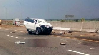 Detik-detik Mobil Vanessa Angel Tabrak Pembatas Jalan Tol Jombang hingga Tewaskan 2 Orang