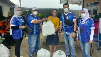 Masyarakat Terdampak Banjir di Kota Batu Dapat Bantuan dari BRI