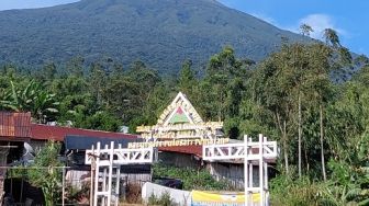 Menjaga Gunung Slamet dengan Kearifan Lokal, Pernah Meletus Pada 1700-an