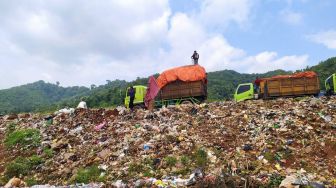 Kekuranga Armada Pengangkut, 968 Ton Sampah di Kabupaten Bandung Tak Tertangani