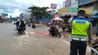 Warga Terdampak Banjir Keluhkan Bantuan Masih Minim