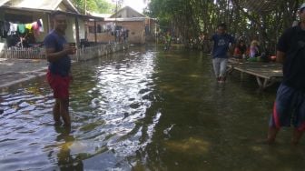 Dua Desa di Muaragembong Bekasi Terendam Banjir Rob