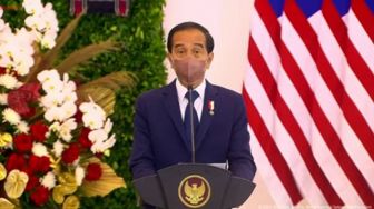 Jokowi Curhat Mendadak Dikerumuni Banyak Kepala Negara di KTT G20 dan COP26: Ini Ada Apa?