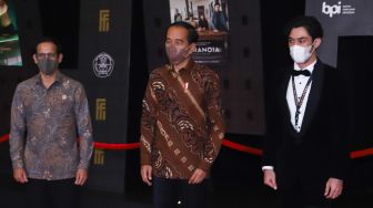 Ditemani Nadiem Makarim, Jokowi Hadiri FFI 2021