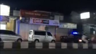 Komplotan Perampok Bersenpi Bobol Gudang Minunam “Y” di Klayan