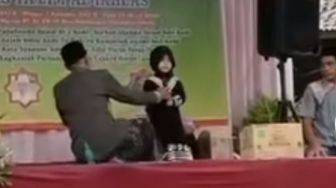 Malu saat Manggung, Anak Perempuan Malah Pukul Guru Ngaji