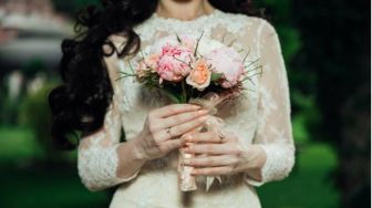 Suami Syok, Pengantin Wanita Ini Diceraikan di Hari Pernikahan karena Menari Diiringi Lagu Dewasa