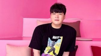 Shindong Super Junior Dikonfirmasi Positif Covid-19