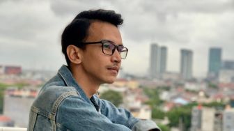 Adam Deni Jadi Lebih Religius di Penjara, Ibunda: Alhamdulillah