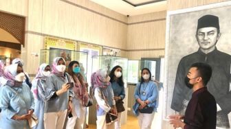 Pemko Batam Tambah Batik dan Jong Jadi Koleksi Terbaru di Museum Raja Ali Haji