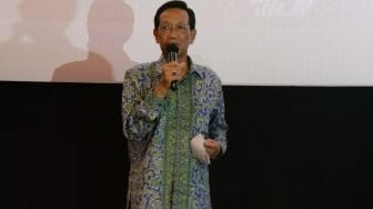Sri Sultan Hamengkubowono X Nangis Nonton Film Losmen Bu Broto