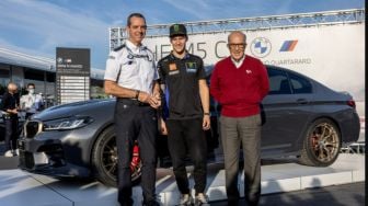 Asyik! Fabio Quartararo Dapat Mobil Gratis daru BMW, Efek Juara Dunia MotoGP 2021 Nih