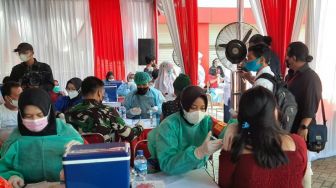 Info Vaksin Tangerang Hari Ini Kamis 25 November 2021, di Kelurahan Pinang pakai Pfizer