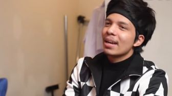 Youtuber Atta Halilintar Ungkap Akan Copot Bandana pada Momen Ini