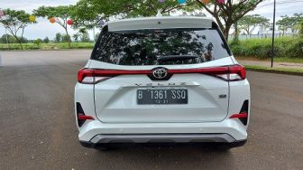 Toyota All-New Veloz Raih Gelar Favourite Vehicle Passenger Car GIIAS 2021