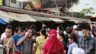 Kebakaran Landa Permukiman Padat di Koja, Puluhan Unit Damkar Dikerahkan