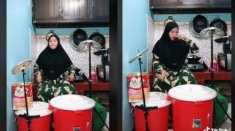 Viral Wanita Asyik Konser di Dapur, Warganet: Inilah Namanya Dapur Rekaman