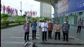 Presiden Jokowi di GIIAS 2021: PPnBM Dongkrak Industri Otomotif - Mobil Ramah Lingkungan