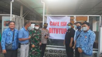 Pemkot Padang Segel Kafe Tak Berizin dan Langgar Prokes