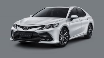 Pakai Mesin TNGA Baru, Ini Wujud Mobility Happiness for All dari New Toyota Camry