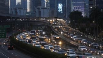 Status Jakarta PPKM Level 2, Taksi Daring dan Mobil Sewa Pakai Ketentuan Ini