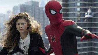 Kantongi Rp 8,4 Triliun, Spider-Man: No Way Home Cetak Rekor saat Pandemi