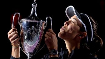 Kalahkan Kontaveit, Muguruza Juarai WTA Finals Pertamanya