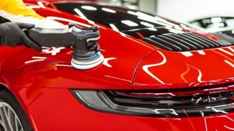 Cek Disini: Harga Poles Mobil dan Manfaatnya