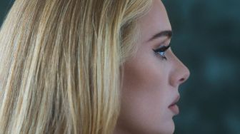 "30" Milik Adele Berhasil Puncaki Billboard 200 Album Chart Selama 3 Minggu