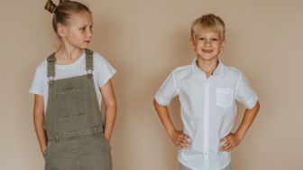 Bertengkar dengan Kakaknya, Cara Bocah 7 Tahun Minta Maaf Bikin Gemas