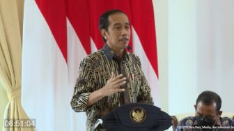 Sebut Imbas Pandemi Di Luar Perkiraan, Jokowi Minta Kepala Daerah Siap Antisipasi