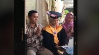 Jadi Pendamping Wisuda Kakak, Pria Ini Alami Hal Tak Terduga: Memalukan, On Cam Juga