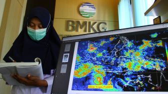 BMKG Minta Waspadai Cuaca Ekstrem Pada Januari  Februari 2021