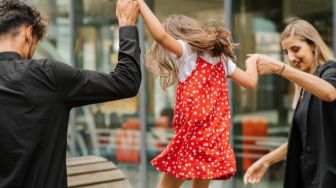6 Cara Membentuk Rasa Percaya Diri pada Anak Sejak Dini