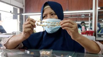 Penjual di Mataram Keluhkan Tak Ada yang Beli Mutiaranya Selama Event WSBK di Mandalika