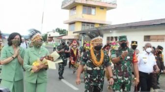Kunjungan Pertama Jenderal TNI Dudung Abdurachman ke Papua Usai Jabat Kasad