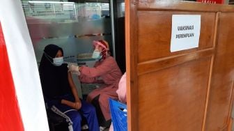 Vaksinasi Covid-19 Dosis Pertama untuk Remaja di Tanjungpinang Hampir 100 Persen