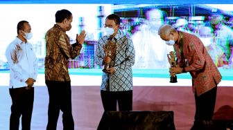 Pelayanan Investasi Terbaik Nasional, Ini Kemudahan Berinvestasi di Jawa Tengah