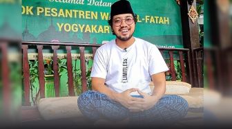 Wawancara Amar Alfikar Transpria Muslim: Sekarang Saya Sudah Merdeka (Part 1)