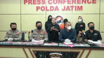 Polda Jatim Bongkar Kasus Pedagangan Perempuan, Modus Tawari Kerja ke Bali Jadi LC