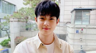 5 Fakta Menarik Choi Woo Shik: Sukses di Parasite, Comeback Lewat Our Beloved Summer