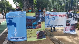 12 Tahun Hidup Tanpa Air Bersih, Warga Rusunami City Garden Cengkareng Mengadu ke Anies