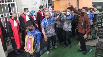 Sebelum Wafat saat Bermain Tenis, Hakim PN Tanjungkarang Surono Sempat Foto-foto