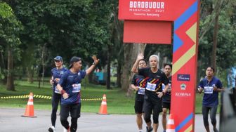 Duh! Finish Pertama di Borobudur Marathon, Ganjar Pranowo Gagal Raih Juara