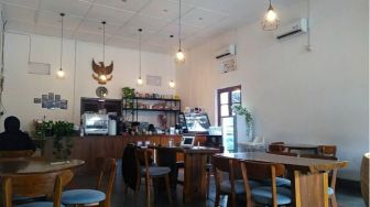 Gandhok Coffee: Tempat Nongkrong yang Tenang dan Homey di Yogyakarta